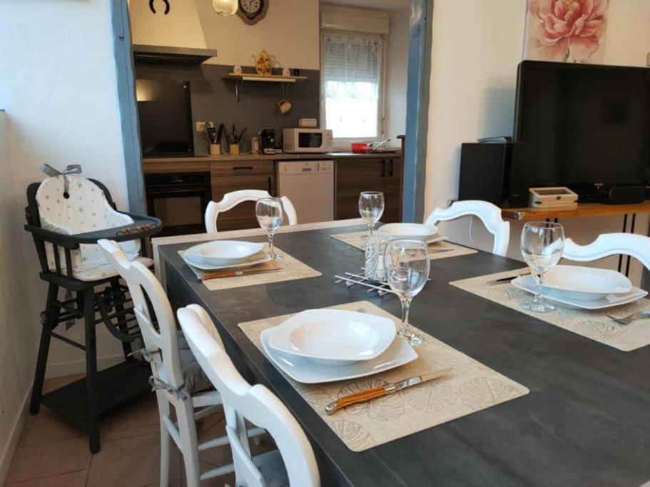 Meuble 3 Etoiles Dans Un Petit Village Du Gers Villecomtal-Sur-Arros Extérieur photo